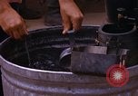 Image salle à manger Vietnam, 1966, de la seconde 28 séquences d'archives historiques vidéo 65675024797