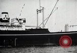 Image crabe en conserve Japon, 1938, de la seconde 24 séquences d'archives historiques vidéo 65675024806
