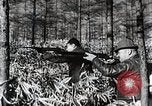 Immagine di A caccia di cervi Nikko Giappone, 1944, secondo 57 filmato di repertorio 65675024808