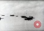 Standbild japanische Truppen Hong Kong, 1941, aus Sekunde 8 historischem Filmmaterial Videoclip 65675024820