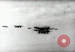 Standbild japanische Truppen Hong Kong, 1941, aus Sekunde 9 historischem Filmmaterial Videoclip 65675024820