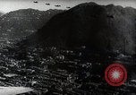 Standbild japanische Truppen Hong Kong, 1941, aus Sekunde 16 historischem Filmmaterial Videoclip 65675024820