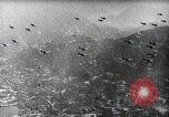 Standbild japanische Truppen Hong Kong, 1941, aus Sekunde 18 historischem Filmmaterial Videoclip 65675024820