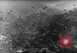 Standbild japanische Truppen Hong Kong, 1941, aus Sekunde 20 historischem Filmmaterial Videoclip 65675024820
