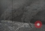 Standbild japanische Streitkräfte Angriff in Niederländisch Ostindien Celebes, 1942, aus Sekunde 28 historischem Filmmaterial Videoclip 65675024828