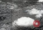 Standbild japanische Streitkräfte Angriff in Niederländisch Ostindien Celebes, 1942, aus Sekunde 62 historischem Filmmaterial Videoclip 65675024828
