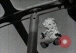 Standbild Animierte Karte anzeigen Weg der japanischen Bomber Java Meer, 1942, aus Sekunde 30 historischem Filmmaterial Videoclip 65675024829