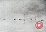 Standbild Animierte Karte anzeigen Weg der japanischen Bomber Java Meer, 1942, aus Sekunde 53 historischem Filmmaterial Videoclip 65675024829