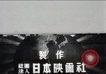 Immagine di Generale giapponese Mutaguchi Renya paga rispetti ai soldati caduti Singapore, 1942, secondo 1 filmato di repertorio 65675024830