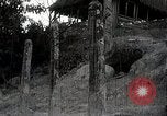 Immagine di Generale giapponese Mutaguchi Renya paga rispetti ai soldati caduti Singapore, 1942, secondo 34 filmato di repertorio 65675024830