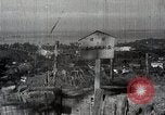 Immagine di Generale giapponese Mutaguchi Renya paga rispetti ai soldati caduti Singapore, 1942, secondo 49 filmato di repertorio 65675024830