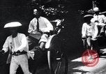 Standbild westliche Touristen Japan, 1937, aus Sekunde 6 historischem Filmmaterial Videoclip 65675024847