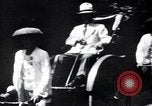 Standbild westliche Touristen Japan, 1937, aus Sekunde 9 historischem Filmmaterial Videoclip 65675024847