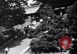 Standbild westliche Touristen Japan, 1937, aus Sekunde 23 historischem Filmmaterial Videoclip 65675024847