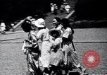 Standbild westliche Touristen Japan, 1937, aus Sekunde 32 historischem Filmmaterial Videoclip 65675024847