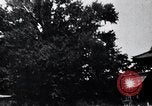 Standbild westliche Touristen Japan, 1937, aus Sekunde 44 historischem Filmmaterial Videoclip 65675024847