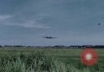 Standbild C-54 Skymaster Japan, 1945, aus Sekunde 4 historischem Filmmaterial Videoclip 65675024866