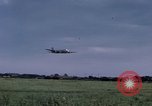 Standbild C-54 Skymaster Japan, 1945, aus Sekunde 8 historischem Filmmaterial Videoclip 65675024866