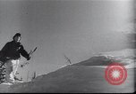 Standbild Besetzung DER US-Armee in Japan nach Zweiter Weltkrieg Beppu Oita Kyushu in Japan, 1951, aus Sekunde 15 historischem Filmmaterial Videoclip 65675024871
