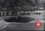 Standbild Besetzung DER US-Armee in Japan nach Zweiter Weltkrieg Beppu Oita Kyushu in Japan, 1951, aus Sekunde 18 historischem Filmmaterial Videoclip 65675024871