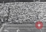 Immagine di Americani e Giapponesi di sport Giappone, 1950, secondo 23 filmato di repertorio 65675024881