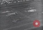 Immagine di Americani e Giapponesi di sport Giappone, 1950, secondo 38 filmato di repertorio 65675024881