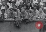 Immagine di Americani e Giapponesi di sport Giappone, 1950, secondo 41 filmato di repertorio 65675024881