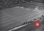 Immagine di Americani e Giapponesi di sport Giappone, 1950, secondo 51 filmato di repertorio 65675024881