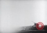 Immagine di La difesa di auto attività Giappone, 1953, secondo 15 filmato di repertorio 65675024884