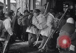 Standbild ski Training Rumoi Hokkaido Japan, 1954, aus Sekunde 17 historischem Filmmaterial Videoclip 65675024891
