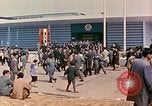 Standbild American Pavilion in Osaka Messe Osaka Japan, 1962, aus Sekunde 11 historischem Filmmaterial Videoclip 65675024907