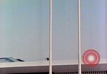 Standbild American Pavilion in Osaka Messe Osaka Japan, 1962, aus Sekunde 36 historischem Filmmaterial Videoclip 65675024907