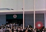 Standbild American Pavilion in Osaka Messe Osaka Japan, 1962, aus Sekunde 37 historischem Filmmaterial Videoclip 65675024907