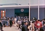 Standbild American Pavilion in Osaka Messe Osaka Japan, 1962, aus Sekunde 45 historischem Filmmaterial Videoclip 65675024907