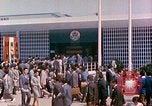Standbild American Pavilion in Osaka Messe Osaka Japan, 1962, aus Sekunde 51 historischem Filmmaterial Videoclip 65675024907