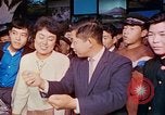 Standbild Messe Osaka Japan, 1962, aus Sekunde 59 historischem Filmmaterial Videoclip 65675024908