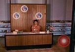 Standbild USA Pavillon auf der Messe Osaka Japan, 1962, aus Sekunde 10 historischem Filmmaterial Videoclip 65675024909