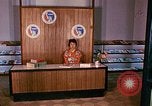 Standbild USA Pavillon auf der Messe Osaka Japan, 1962, aus Sekunde 13 historischem Filmmaterial Videoclip 65675024909