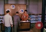 Standbild USA Pavillon auf der Messe Osaka Japan, 1962, aus Sekunde 20 historischem Filmmaterial Videoclip 65675024909