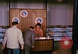 Standbild USA Pavillon auf der Messe Osaka Japan, 1962, aus Sekunde 28 historischem Filmmaterial Videoclip 65675024909