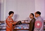 Standbild USA Pavillon auf der Messe Osaka Japan, 1962, aus Sekunde 37 historischem Filmmaterial Videoclip 65675024909