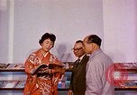 Standbild USA Pavillon auf der Messe Osaka Japan, 1962, aus Sekunde 39 historischem Filmmaterial Videoclip 65675024909
