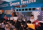 Standbild Messe Osaka Japan, 1962, aus Sekunde 17 historischem Filmmaterial Videoclip 65675024910