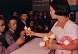 Standbild Messe Osaka Japan, 1962, aus Sekunde 23 historischem Filmmaterial Videoclip 65675024910