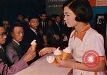 Standbild Messe Osaka Japan, 1962, aus Sekunde 25 historischem Filmmaterial Videoclip 65675024910
