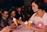 Standbild Messe Osaka Japan, 1962, aus Sekunde 26 historischem Filmmaterial Videoclip 65675024910