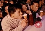 Standbild Messe Osaka Japan, 1962, aus Sekunde 43 historischem Filmmaterial Videoclip 65675024910