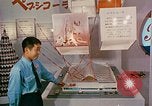 Standbild Messe Osaka Japan, 1962, aus Sekunde 48 historischem Filmmaterial Videoclip 65675024912