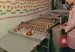 Standbild Messe Osaka Japan, 1962, aus Sekunde 53 historischem Filmmaterial Videoclip 65675024913
