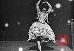 Standbild Carmencita United States USA, 1894, aus Sekunde 11 historischem Filmmaterial Videoclip 65675024929